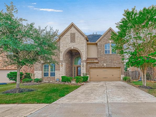 27827 Hunters Rock Ln