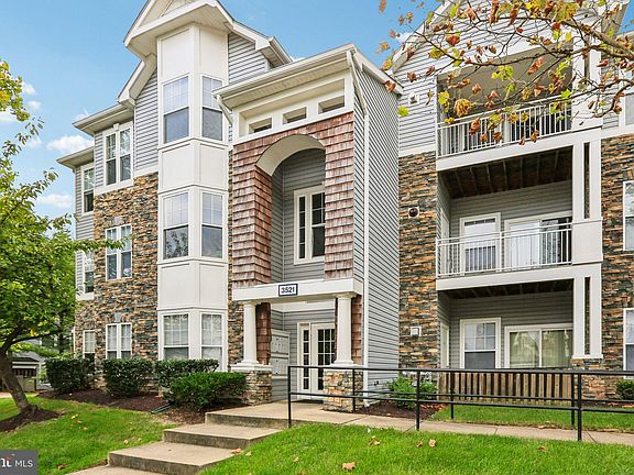 3rd image of 3521 Piney Woods Pl APT F304