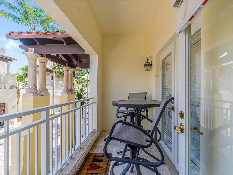 1413 Sunset Harbour Dr #209 — Photo 17