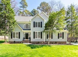 204 Cobblestone Dr, Chapel Hill, NC 27516