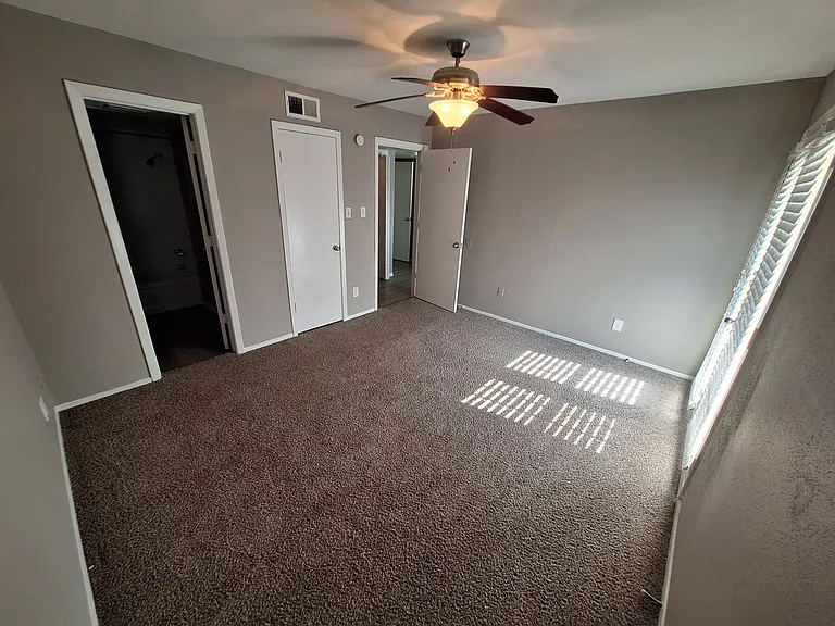 Island Bay Resort Apartments — Photo 99