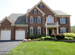 12883 Knight Arch Rd, Fairfax, VA 22030