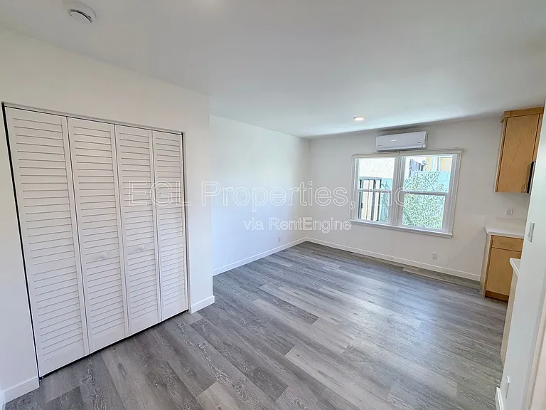 4239 1/2 W 64th St #4239-1/2 — Photo 13