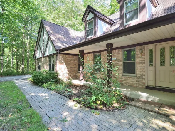 W132N11512 Forest DRIVE, Germantown, WI 53022