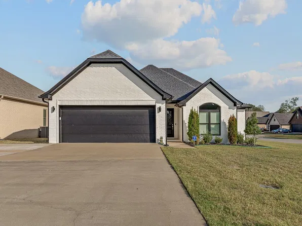 4212 Clowder Ln, Jonesboro, AR 72405