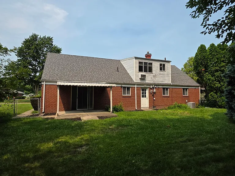 1531 Eaton Dr — Photo 24