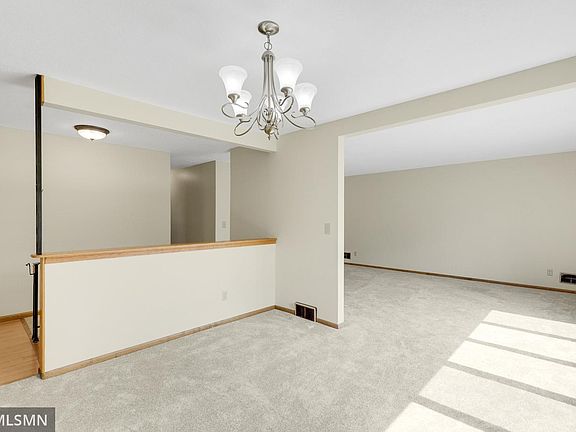 3rd image of 5001 W 98th St