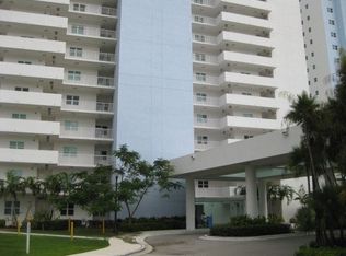 15051 Royal Oaks Ln APT 1505, North Miami, FL 33181