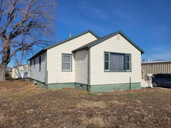 908 E 26th St, Kearney, NE 68847