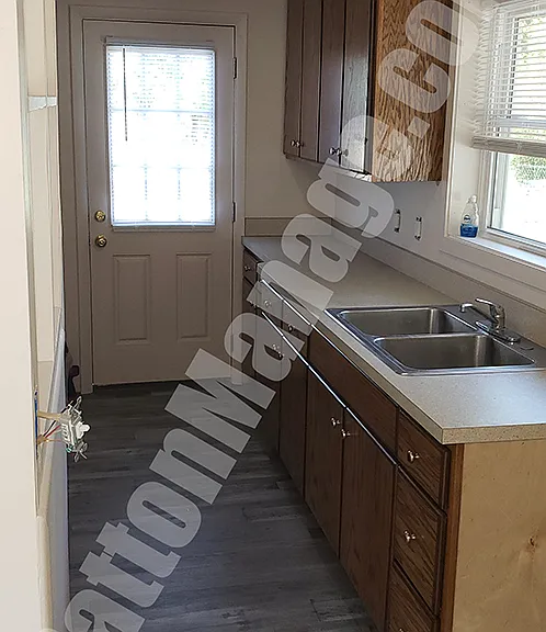 3620 1/2 Camelot Ln #3620-1/2 — Photo 4