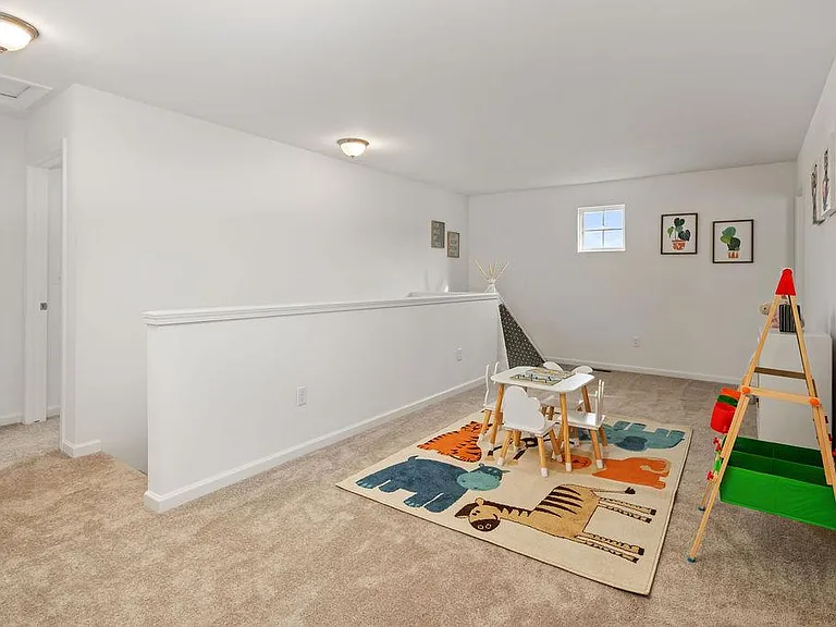 286 Springview St — Photo 23