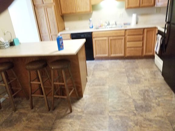 2nd image of 1923 S Daly Ave