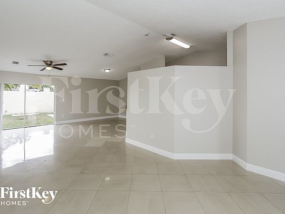 3rd image of 12324 SW 198th St