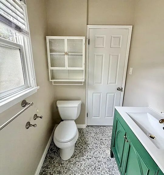 1504 Ocean Park Blvd — Photo 16