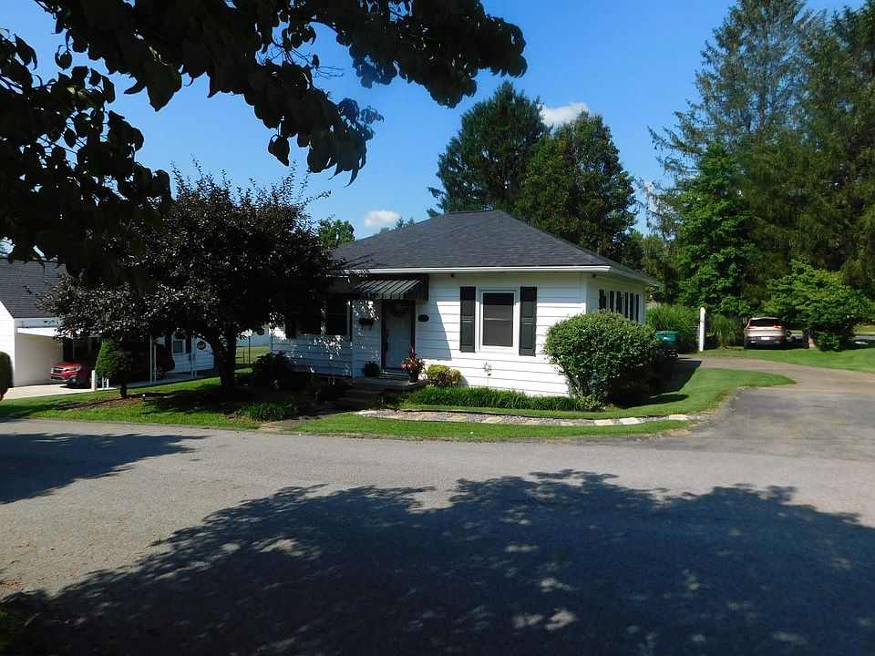 1st image of 126 Blair Ct