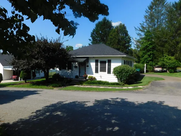 126 Blair Ct, Bridgeport, WV 26330