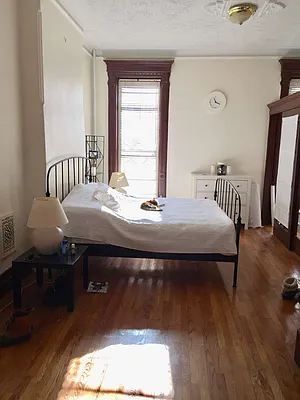 Rented by Warren T Real Estate Corp. | media 17
