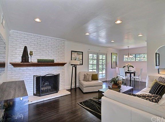 3rd image of 7168 Hoover Way