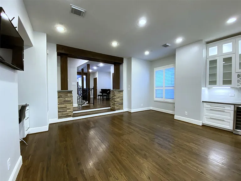 1012 Crocker St — Photo 22