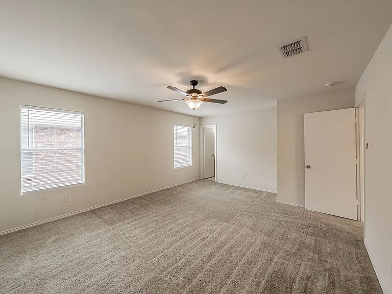 8864 Valley River Dr — Photo 22