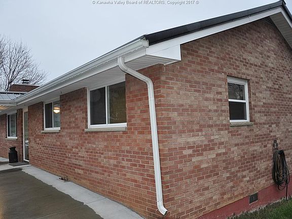 2nd image of 5236 Pine View Dr