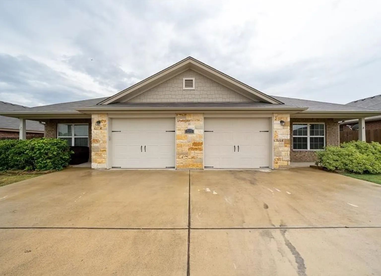 3 bed, $1,550 — Photo 1