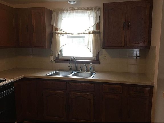 Alternate view kitchen