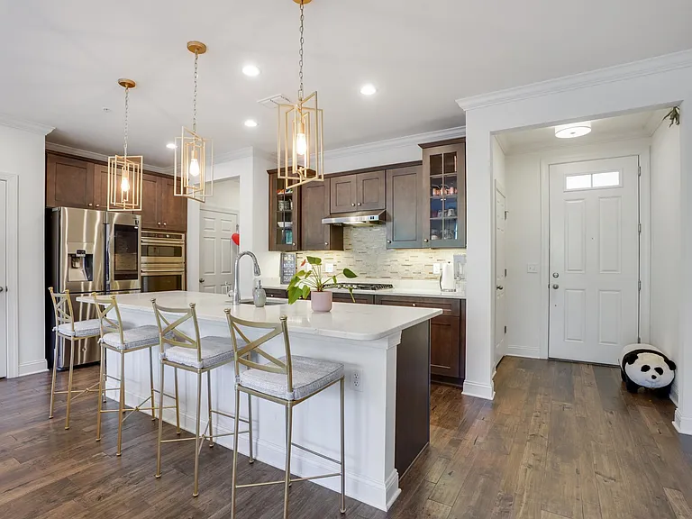 88 Aspen Dr — Photo 2