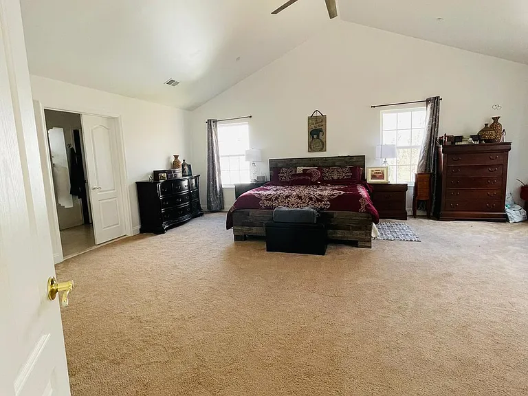 8704 Ashby Ct — Photo 33