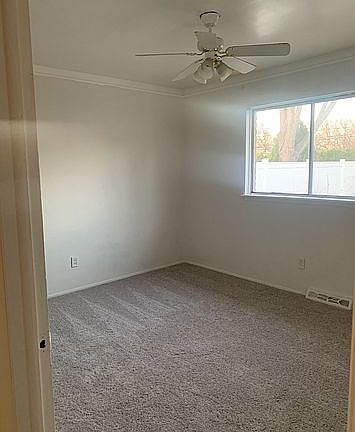 4th image of 14429 Jackson St