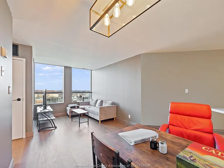 540 Ouellette Ave #7E — Photo 9
