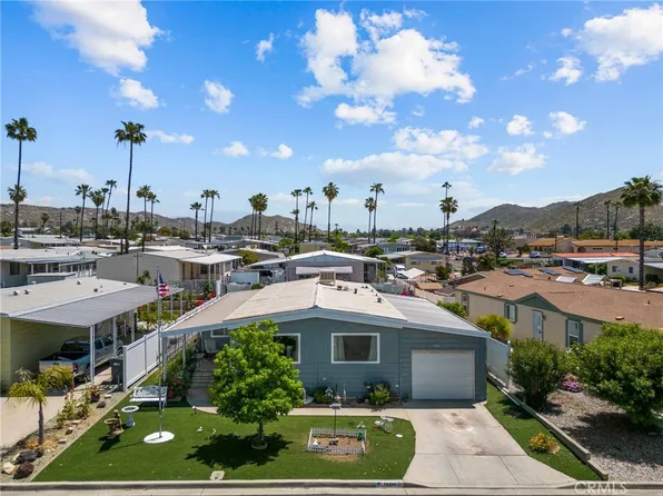 26100 Phoenix Palm Dr, Homeland, CA 92548