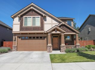 717 NW 28th St, Redmond, OR 97756