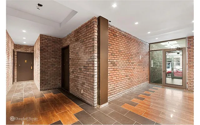 Rented by Douglas Elliman | media 28