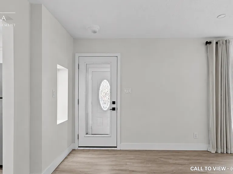 99 Wellington St E #1 — Photo 9