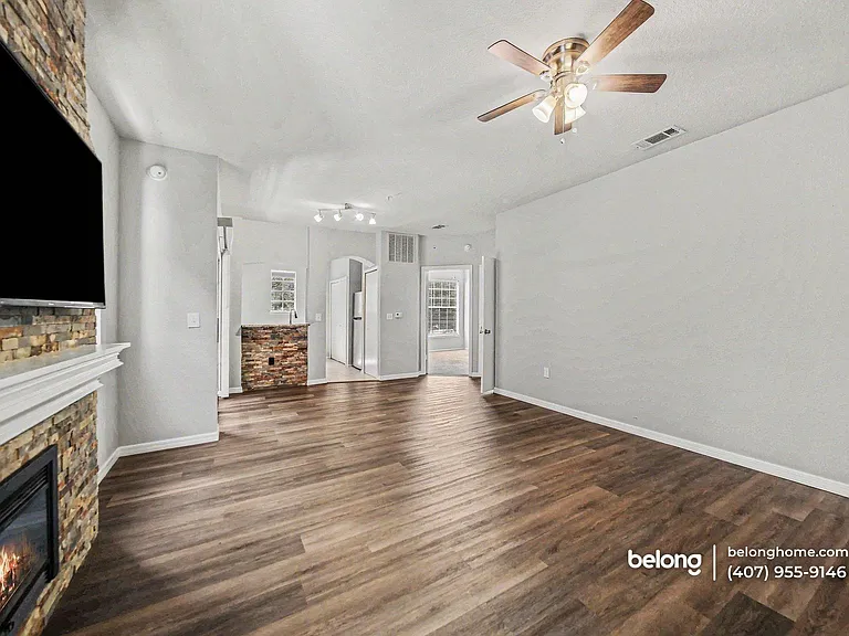 107 Vista Verdi Cir #213 — Photo 3