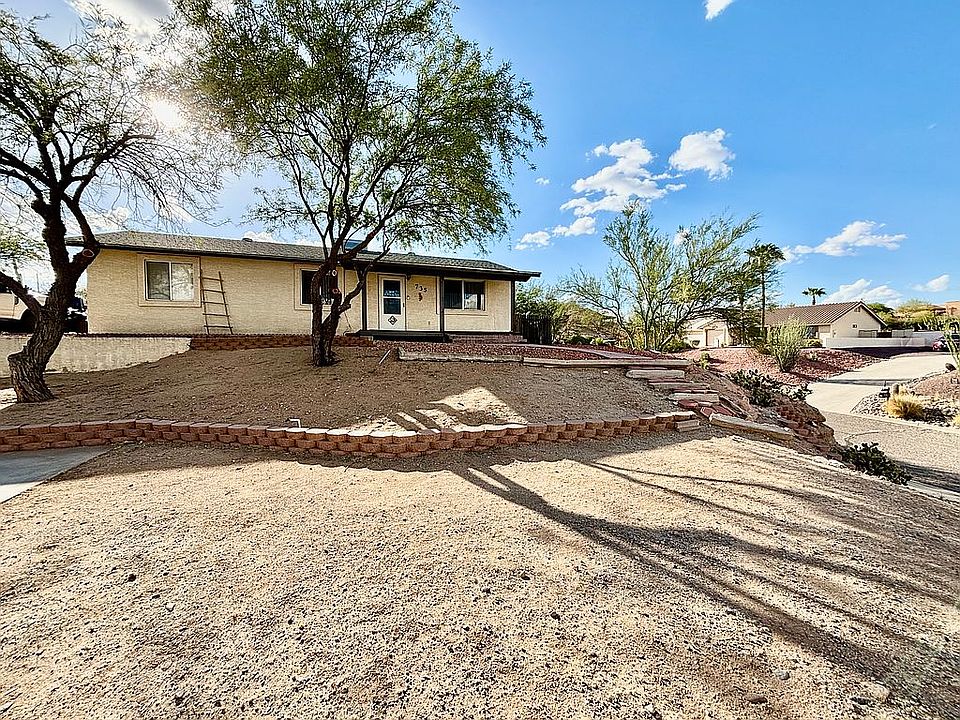 1st image of 735 W Hermosa Dr