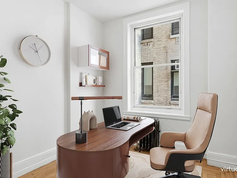 50 W 67th St #2F — Photo 8