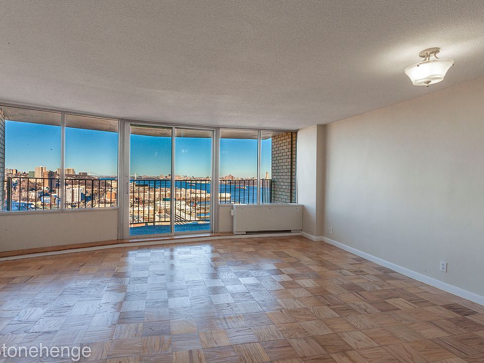 1st image of 8200 Boulevard E APT 19E