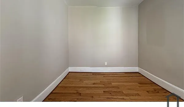 463 W Earlham Ter — Photo 18