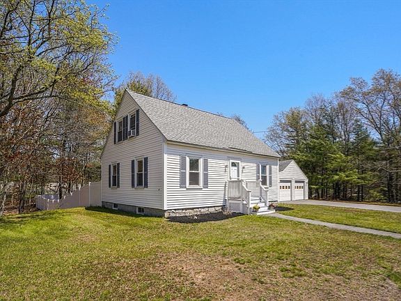 2nd image of 54 Meadowbrook Rd
