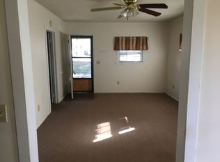 125 S 3rd St, Colwich, KS 67030