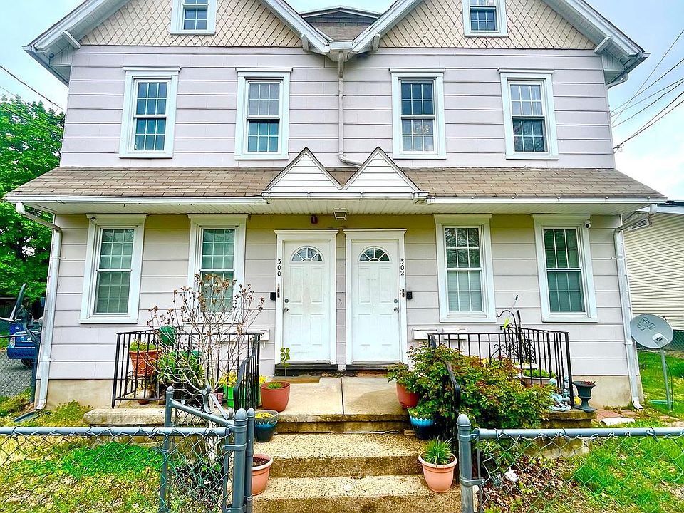 1st image of 300-302 Washington St #300B