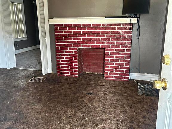 3rd image of 2397 Sullivant Ave
