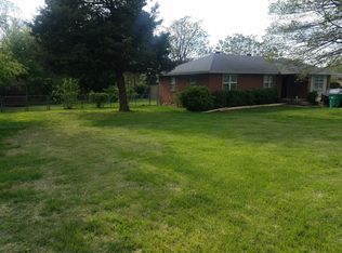 598 N 40th St, Springdale, AR 72762