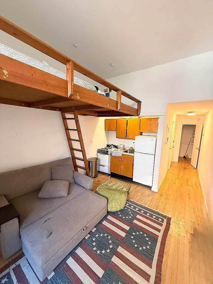 62 West 71st Street — Photo 1