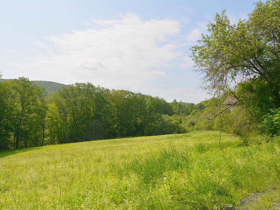 2nd image of 154 Sunset Rock Road