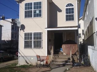 138 19th Ave, Irvington, NJ 07111