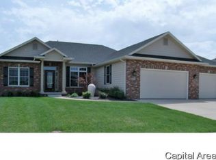 2800 Covered Wagon Trl, Springfield, IL 62711