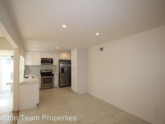 5th image of 4067 Darwin Ave
